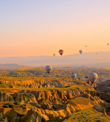 Heiluftballon ( Pexels / YOLO.Reisen)